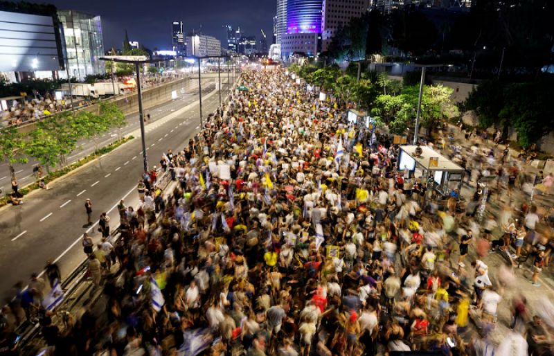 Thousands rally in Tel Aviv against Israel’s plan to take over Gaza