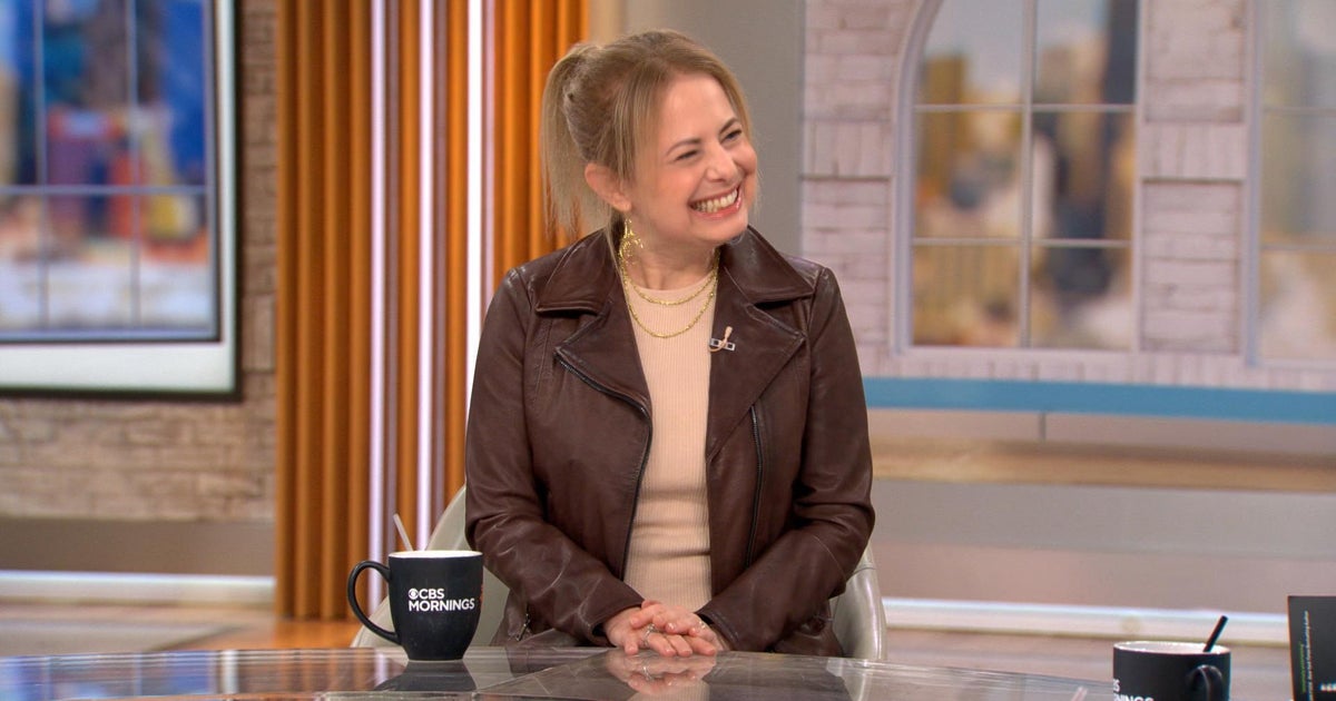 Author Elise Hart Kipness talks new thriller “Close Call” Author Elise Hart Kipness talks new thriller “Close Call”