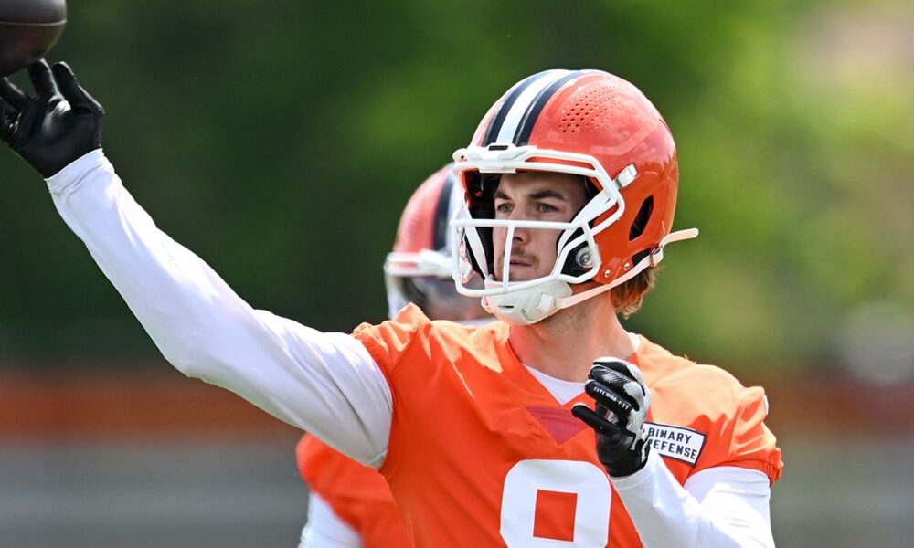 Browns make stunning Kenny Pickett trade to Raiders as backup quarterback role remains wide open