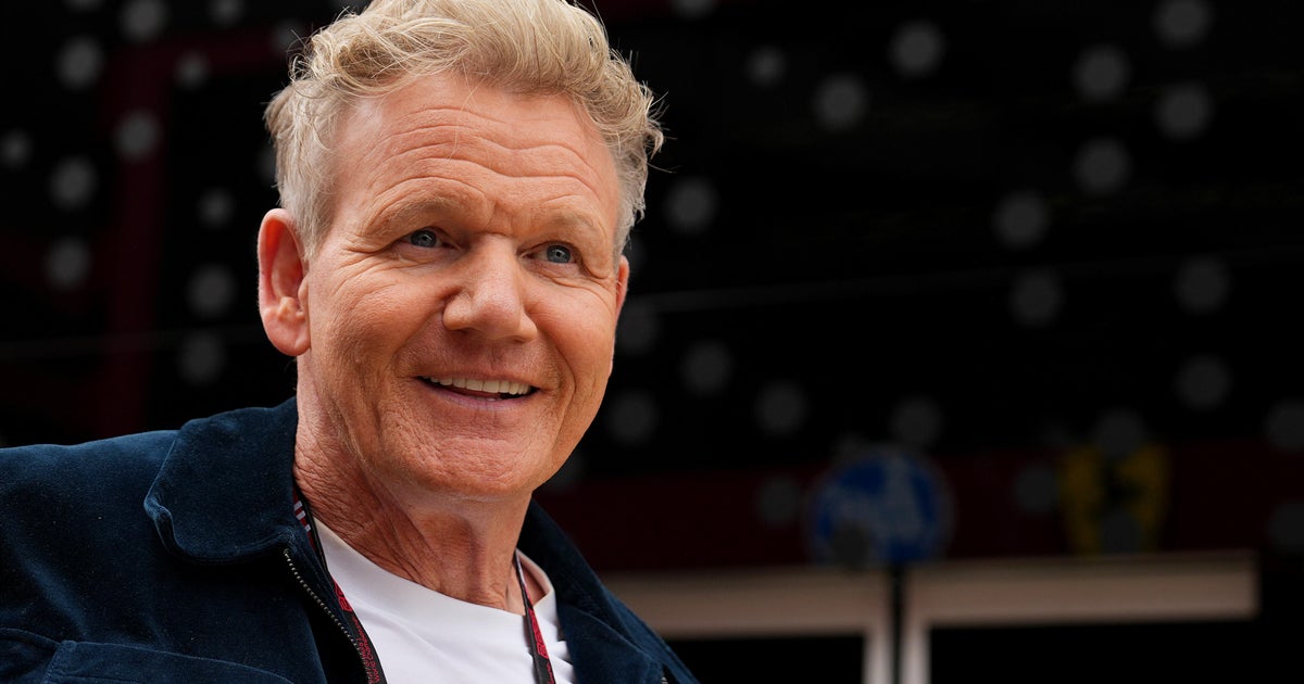 Celebrity chef Gordon Ramsay shares skin cancer diagnosis: “Please don’t forget your sunscreen this weekend” Celebrity chef Gordon Ramsay shares skin cancer diagnosis: “Please don’t forget your sunscreen this weekend”