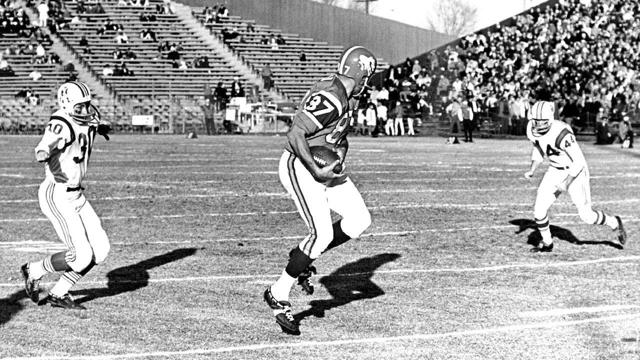 Denver Broncos legendary wide receiver Lionel Taylor dies at 89 Denver Broncos legendary wide receiver Lionel Taylor dies at 89