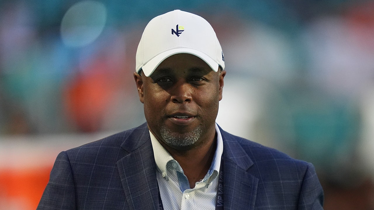 Dolphins GM Chris Grier says fans threatened his family in string of vile emails after team’s lackluster year Dolphins GM Chris Grier says fans threatened his family in string of vile emails after team’s lackluster year
