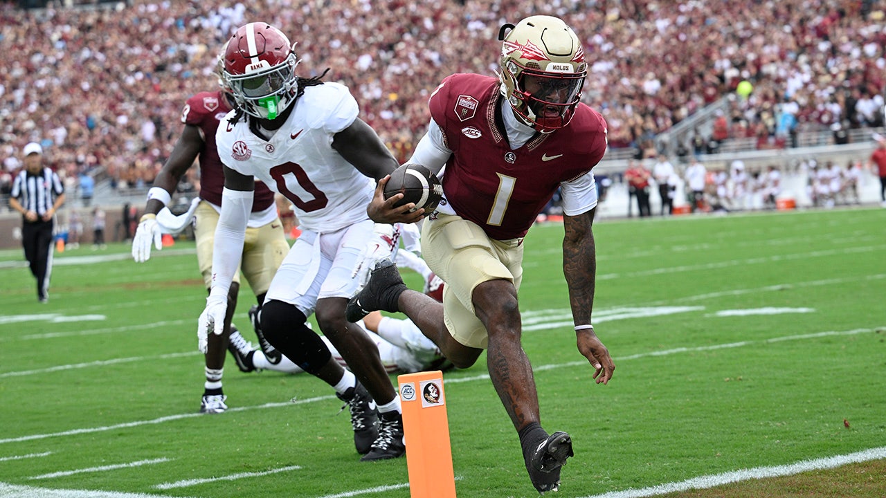 Florida State stuns Alabama to bring Crimson Tide’s season-opener win streak to abrupt end Florida State stuns Alabama to bring Crimson Tide’s season-opener win streak to abrupt end