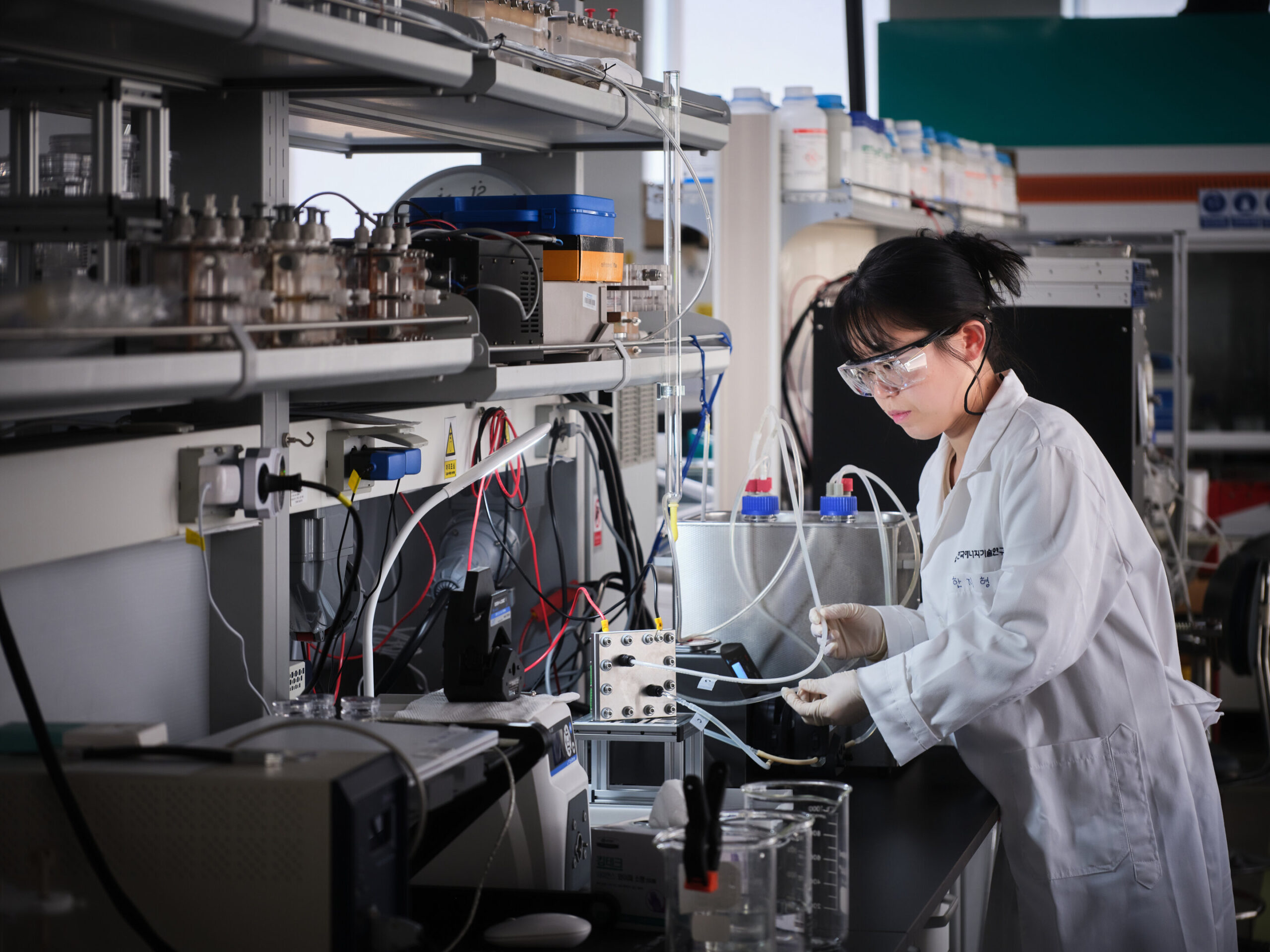 High-performance electrodes for seawater electrolysis can improve hydrogen production High-performance electrodes for seawater electrolysis can improve hydrogen production