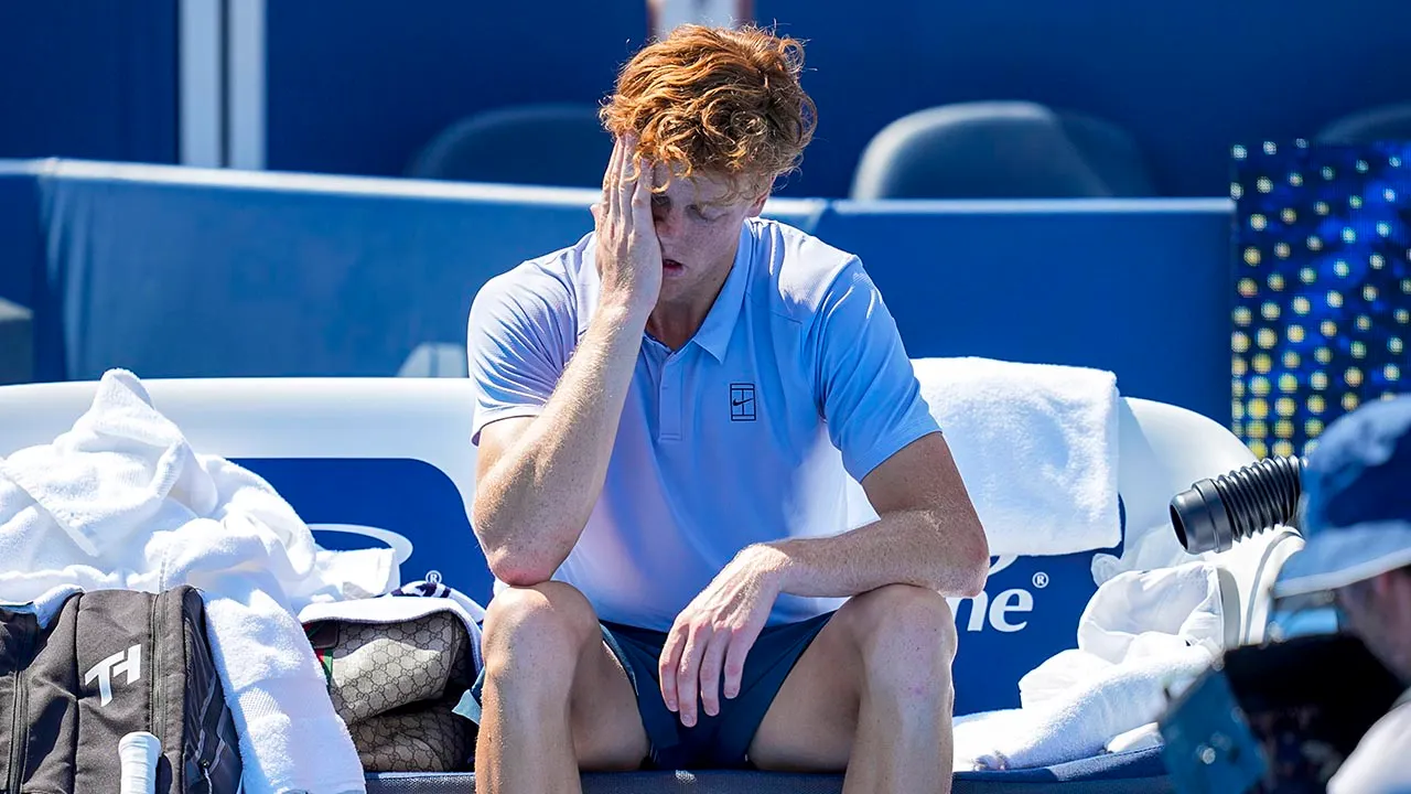 Jannik Sinner retires from Cincinnati Open final against Carlos Alcaraz, stuns crowd after just 5 games Jannik Sinner retires from Cincinnati Open final against Carlos Alcaraz, stuns crowd after just 5 games