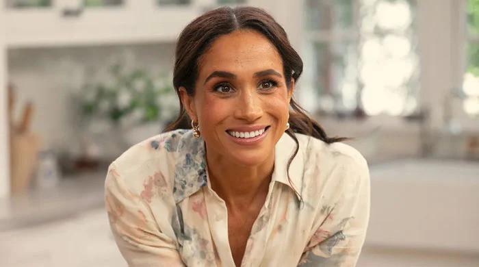 Meghan Markle schooled over ‘divorcing from Royal Family’ Meghan Markle schooled over ‘divorcing from Royal Family’