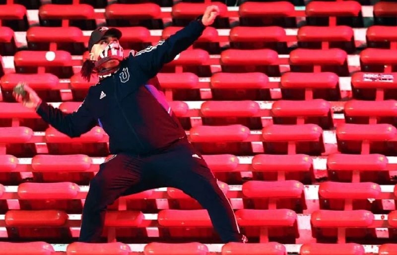 Over 100 arrested as match abandoned following fan violence in Argentina – SUCH TV Over 100 arrested as match abandoned following fan violence in Argentina – SUCH TV