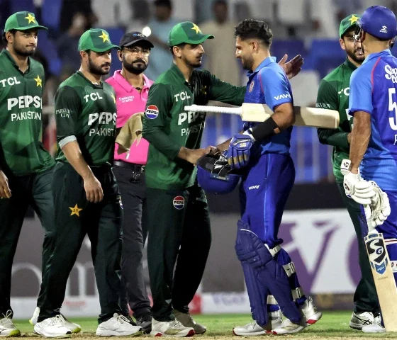 Pakistan beat Afghanistan in tri-series opener | The Express Tribune