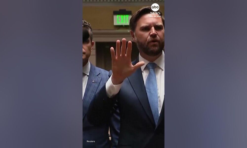 Protesters heckle Vance, Hegseth at photo op to thank DC National Guard