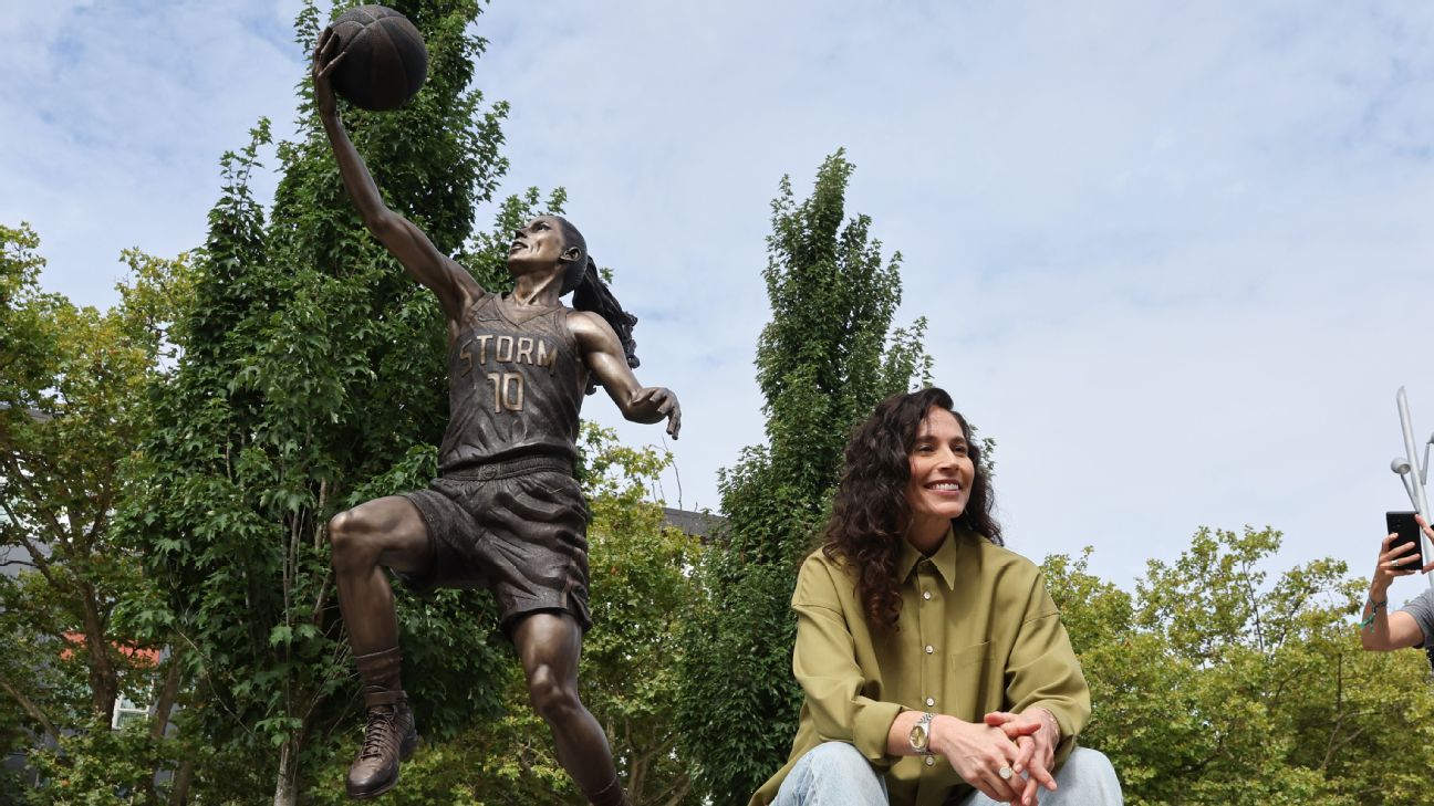 ‘Proud and honored’ Bird sees Storm unveil statue ‘Proud and honored’ Bird sees Storm unveil statue
