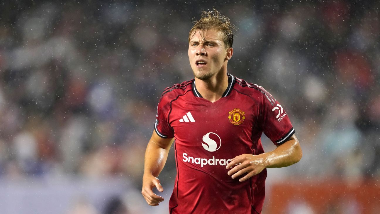 Transfer rumors, news: Dortmund eye Man United’s Højlund Transfer rumors, news: Dortmund eye Man United’s Højlund