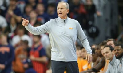 Vol for life: UT gives Barnes, 71, lifetime contract