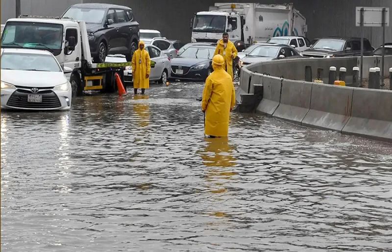 Saudi Arabia braces for heavy rains, hail, and dust storms Saudi Arabia braces for heavy rains, hail, and dust storms