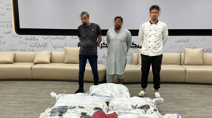 Dubai police foil deadly pill smuggling bid Dubai police foil deadly pill smuggling bid