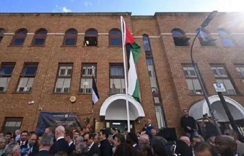 Palestinian Mission Granted Embassy Status by the UK Palestinian Mission Granted Embassy Status by the UK