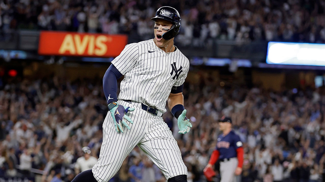 Aaron Judge passes Yankees legend Yogi Berra on team’s all-time home run list Aaron Judge passes Yankees legend Yogi Berra on team’s all-time home run list