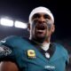 Dallas, Philly trade first half TDs; Eagles DT Jalen Carter ejected pre-snap