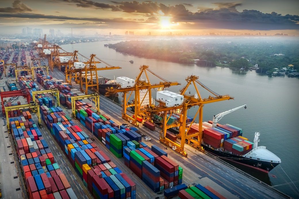 Drewry WCI continues to fall; rates slide on key trade routes Drewry WCI continues to fall; rates slide on key trade routes