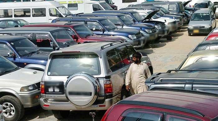 FBR finds custom officers, MRAs involved in regularisation of smuggled vehicles FBR finds custom officers, MRAs involved in regularisation of smuggled vehicles