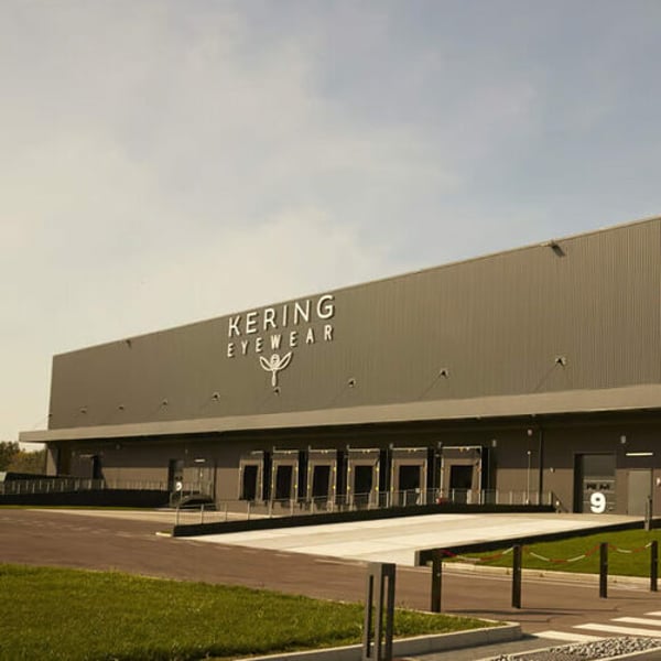 Kering Eyewear announces new global deal with Valentino