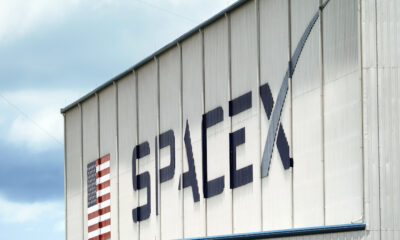 Musk’s SpaceX spends  billion to acquire spectrum licenses from EchoStar