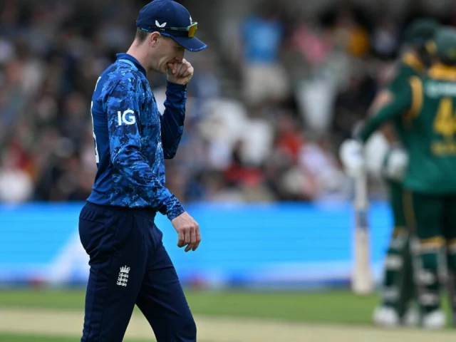‘Nobody wants to watch that’ says Brook as South Africa hammer England | The Express Tribune
