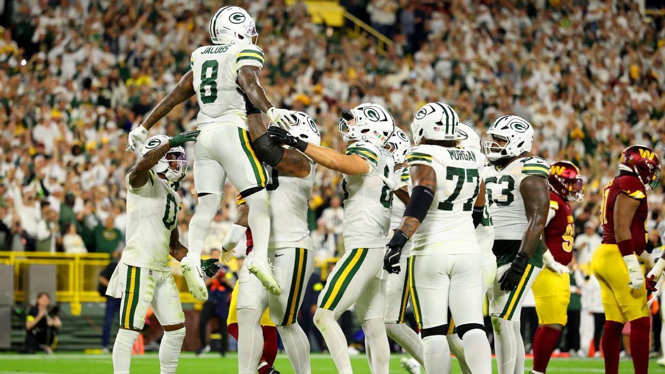 Packers continue impressive start to season with complete victory over Commanders