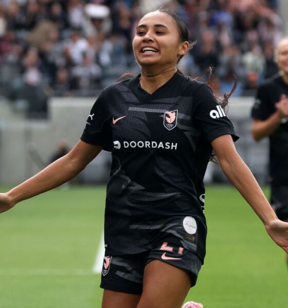 Sources: Chelsea seal USWNT’s Thompson deal