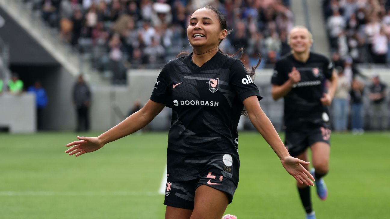 Sources: Chelsea seal USWNT’s Thompson deal Sources: Chelsea seal USWNT’s Thompson deal