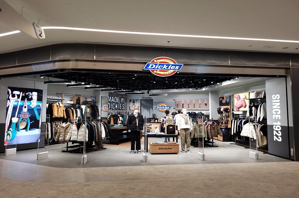 US’ VF Corp sells Dickies brand to Bluestar Alliance for 0 mn US’ VF Corp sells Dickies brand to Bluestar Alliance for 0 mn