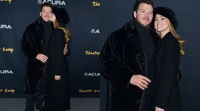 Zoey Deutch, beau Jimmy Tatro announce secret relationship milestone