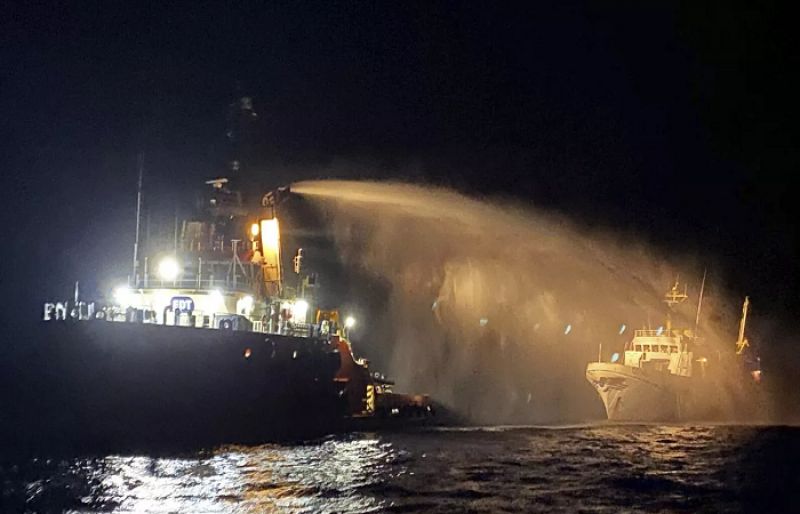 Israeli drone targets Gaza-bound aid flotilla Israeli drone targets Gaza-bound aid flotilla