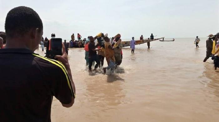 60 dead as passenger boat capsizes in Nigeria’s Niger State 60 dead as passenger boat capsizes in Nigeria’s Niger State