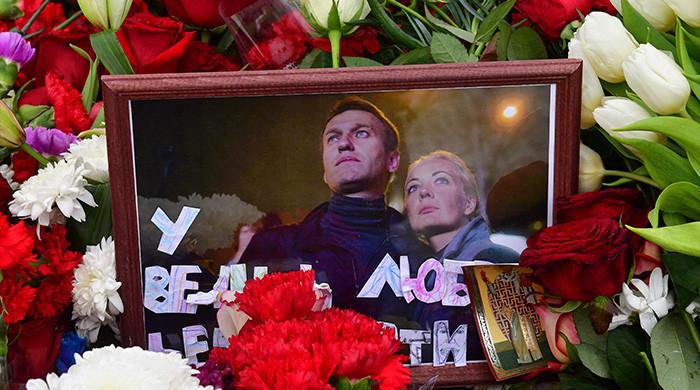 Poison killed Putin critic Navalny, says wife Poison killed Putin critic Navalny, says wife