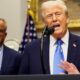 Trump warns pregnant women against Tylenol use