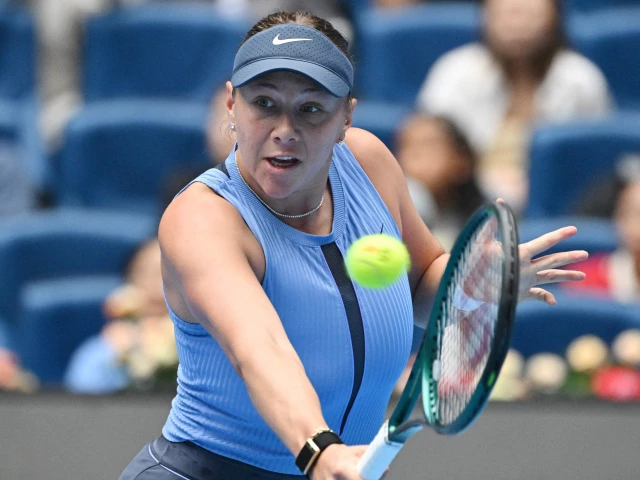 Anisimova thrashes Gauff to reach China Open final | The Express Tribune