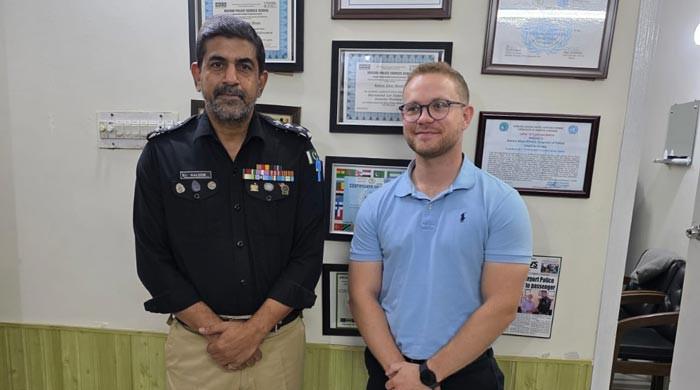 British police officer’s lost belongings recovered by Karachi police