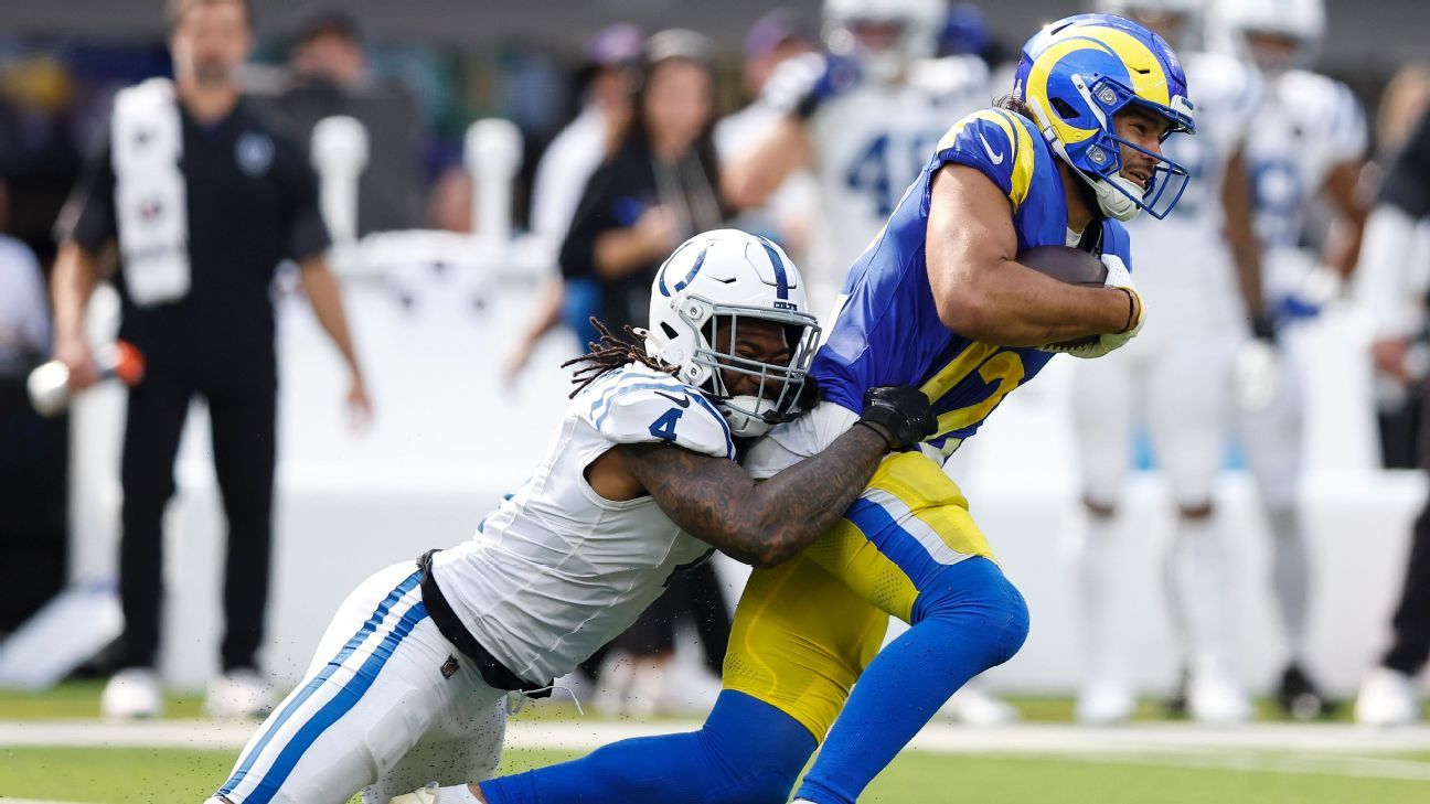 Colts’ Howard abruptly retires, says ‘family first’