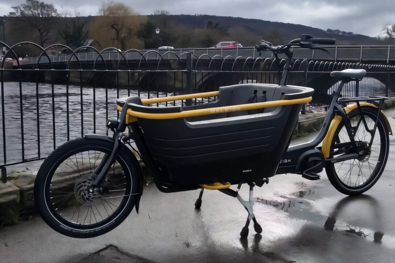 E-cargo bikes can replace car trips and reshape family travel E-cargo bikes can replace car trips and reshape family travel