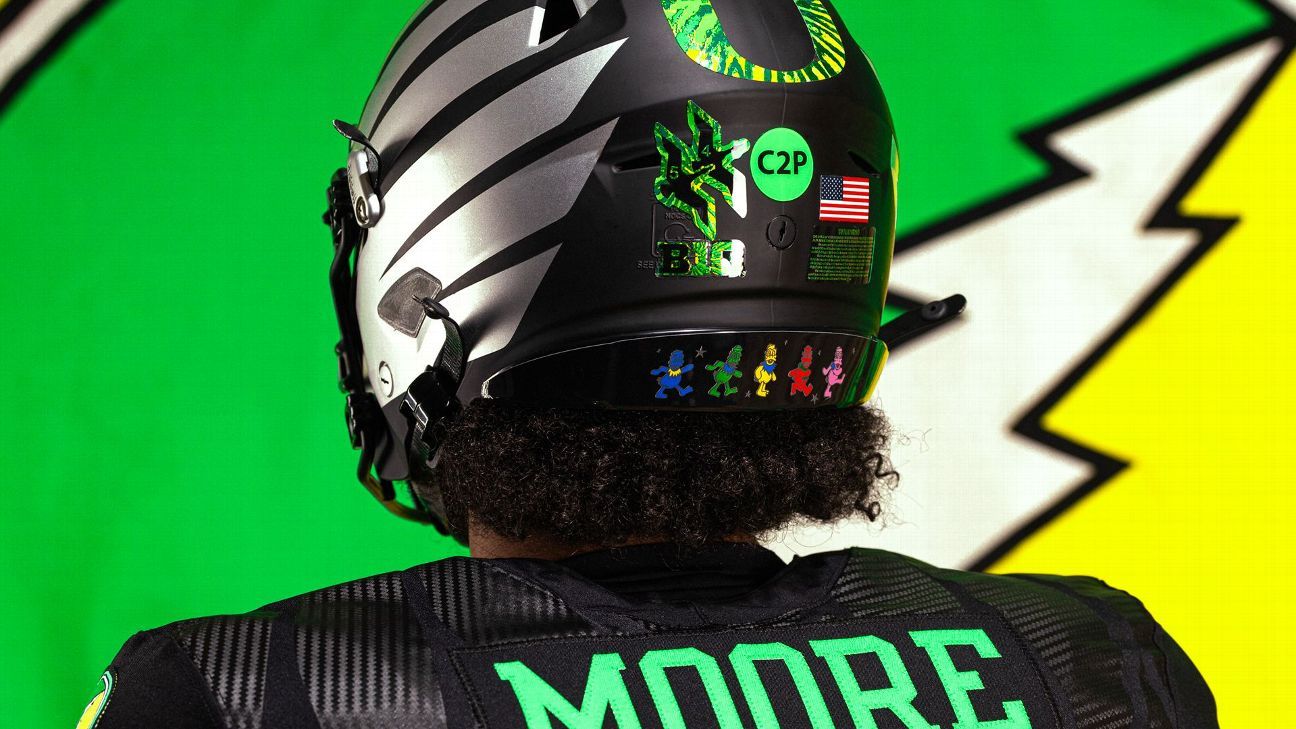 Grateful Ducks: Oregon’s Grateful Dead uniforms top best Week 9 threads in college football Grateful Ducks: Oregon’s Grateful Dead uniforms top best Week 9 threads in college football