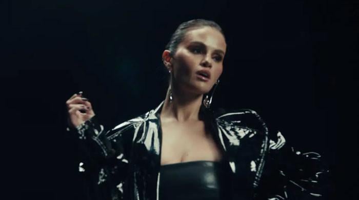 Grimes backs Selena Gomez after ‘In The Dark’ video Grimes backs Selena Gomez after ‘In The Dark’ video