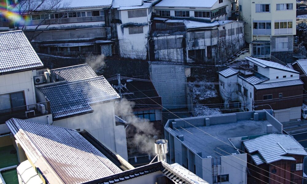 Home insulation fiasco has left tens of thousands in cold and leaky homes over winter