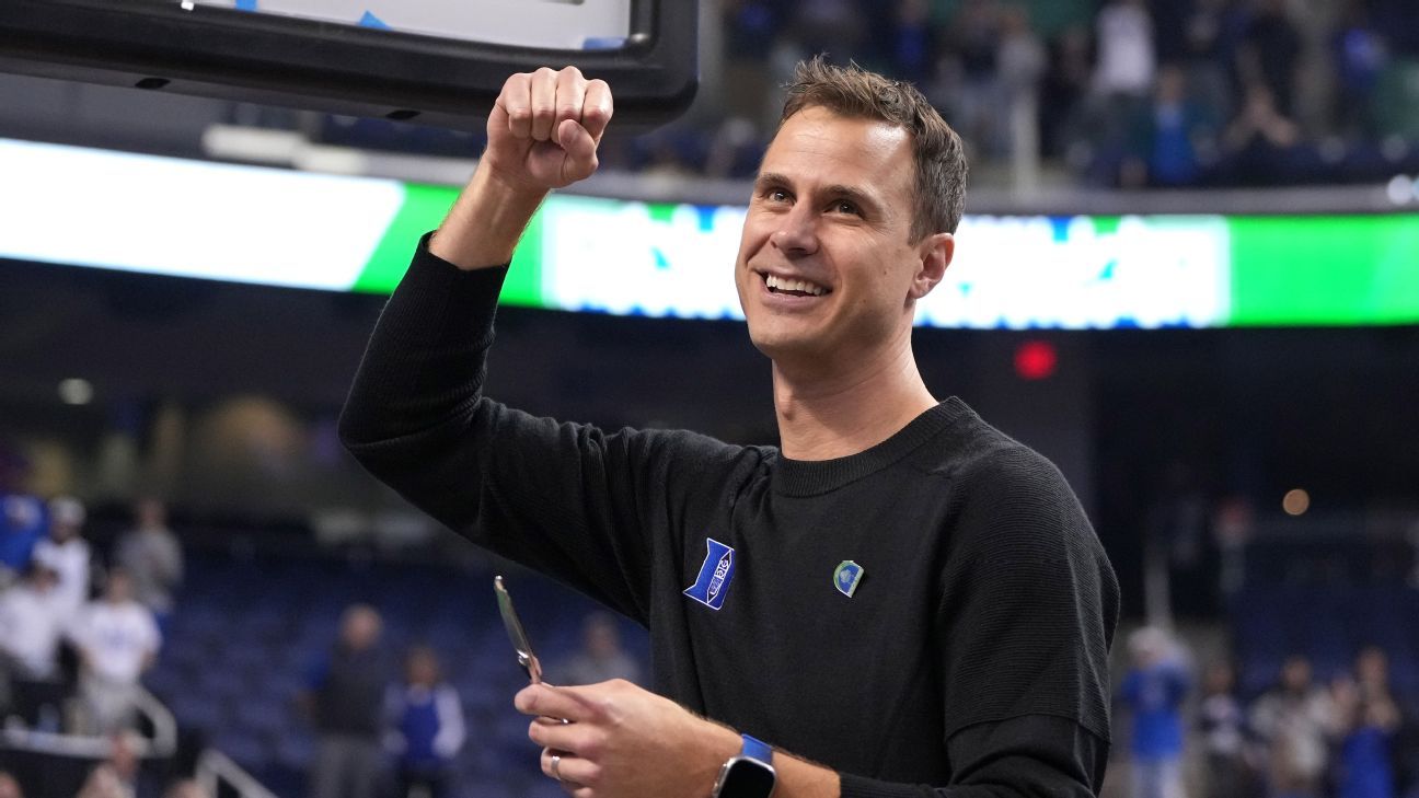 Howard, top-20 senior in ’26, commits to Duke Howard, top-20 senior in ’26, commits to Duke