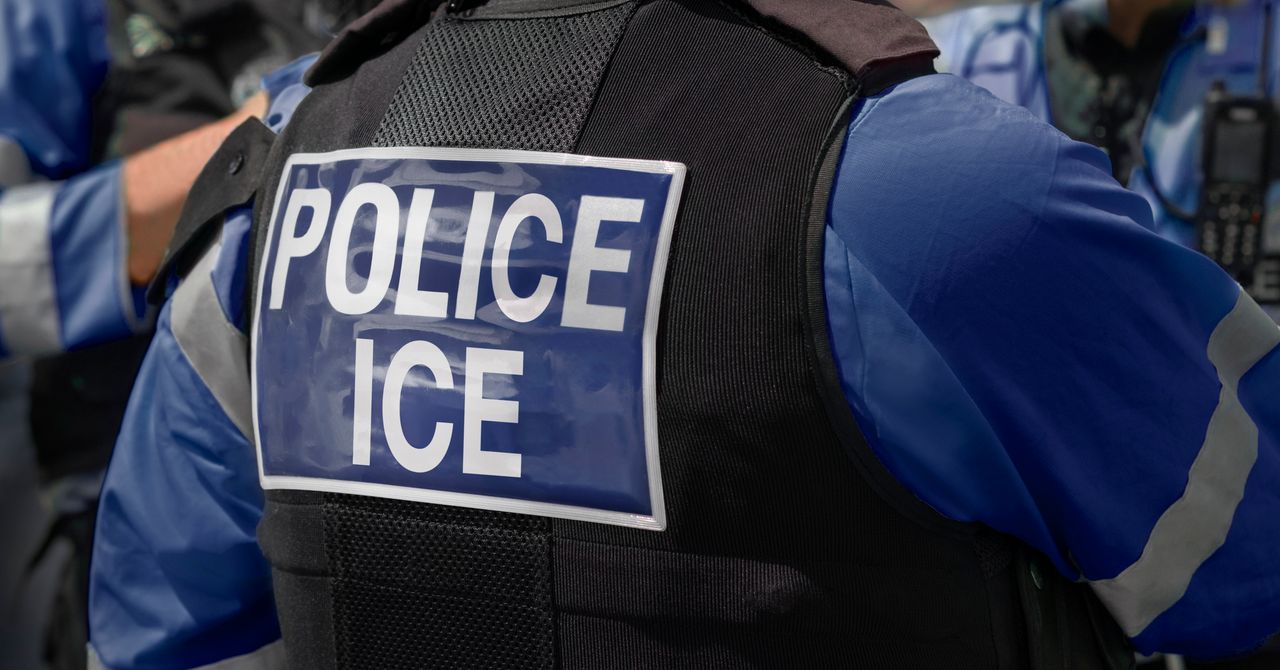 ICE Wants to Build Out a 24/7 Social Media Surveillance Team ICE Wants to Build Out a 24/7 Social Media Surveillance Team