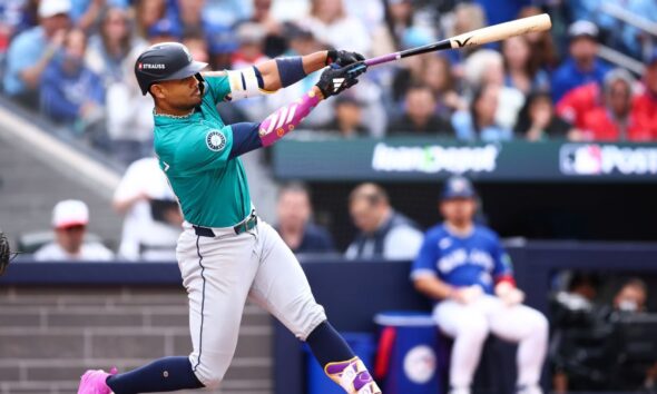 Julio Rodriguez’ three-run HR gives Mariners early ALCS Game 2 lead
