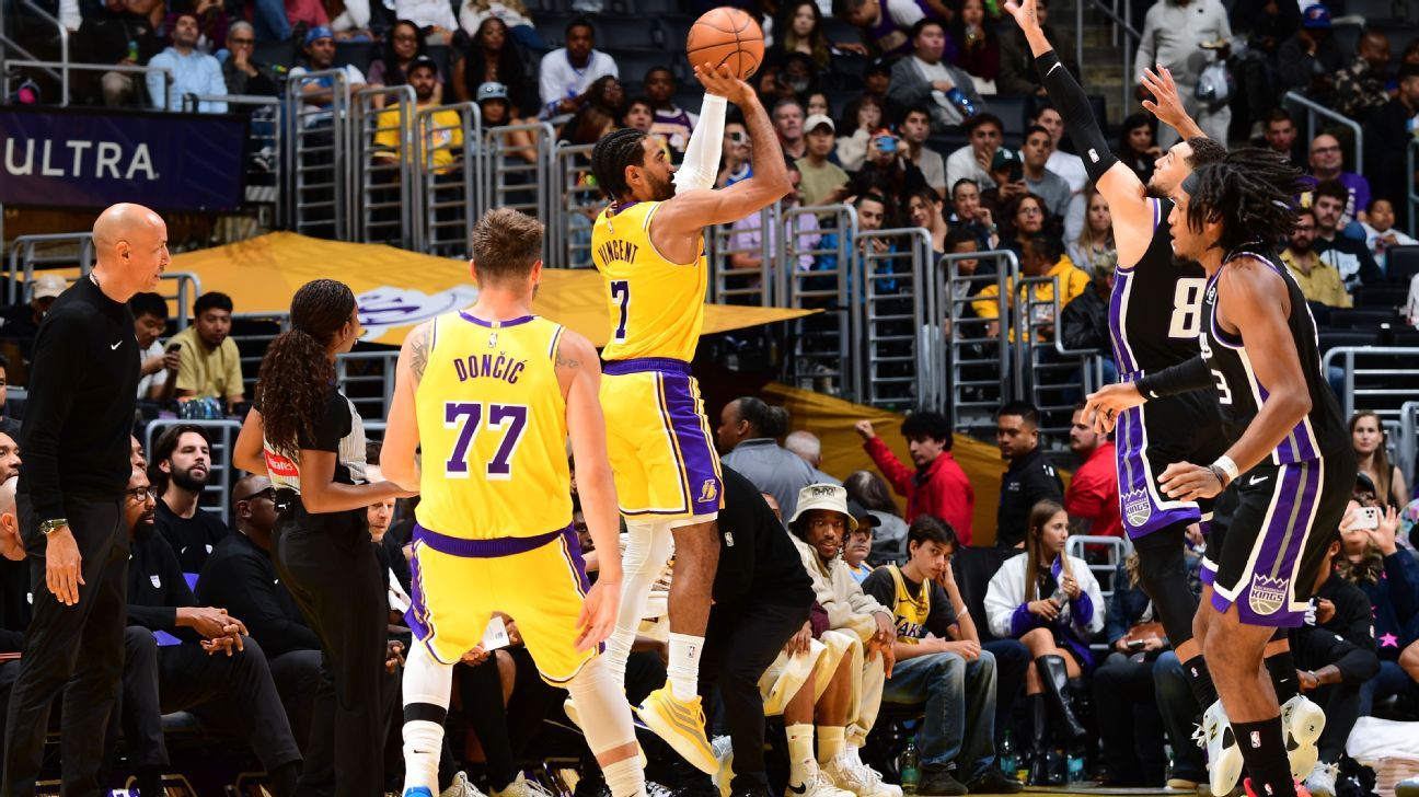 Lakers start Vincent for LeBron in opener preview Lakers start Vincent for LeBron in opener preview