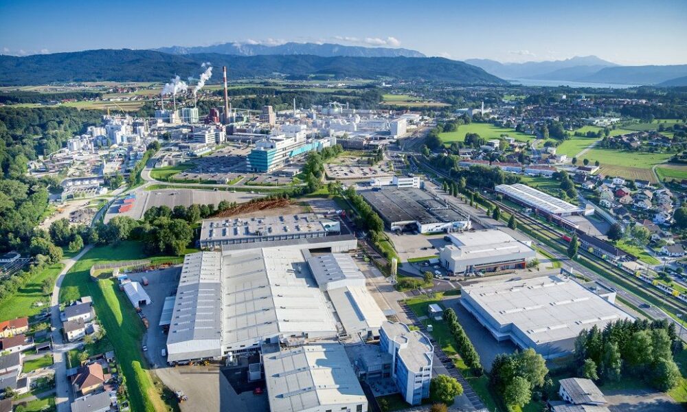 Lenzing reaffirms global sustainability leadership in 2025