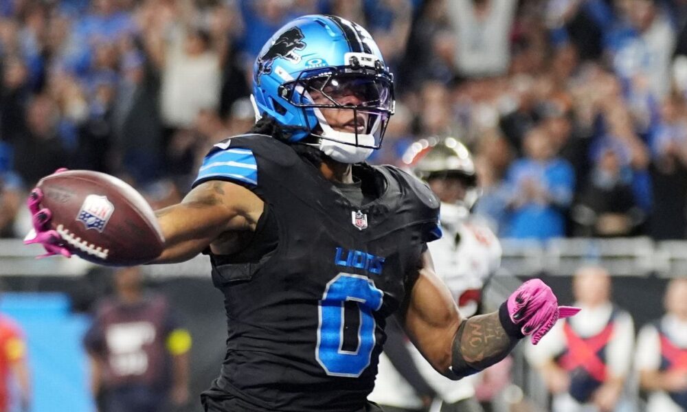 Lions knock Bucs out of first in NFC behind Jahmyr Gibbs’ big night