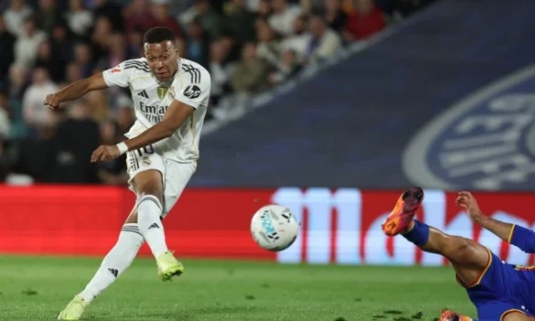 Mbappe sends Real Madrid top as Getafe self-destruct | The Express Tribune