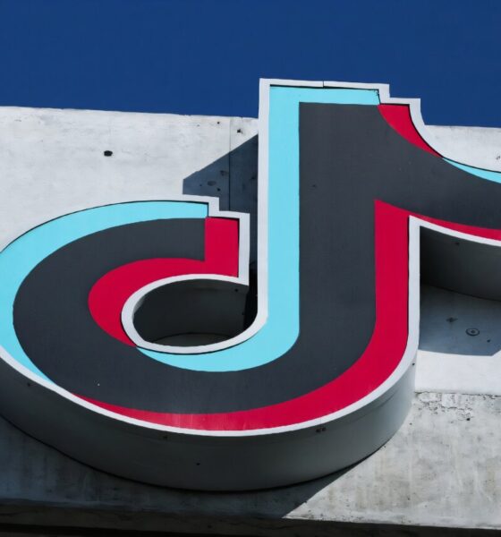 Meta and TikTok to obey Australia under-16 social media ban